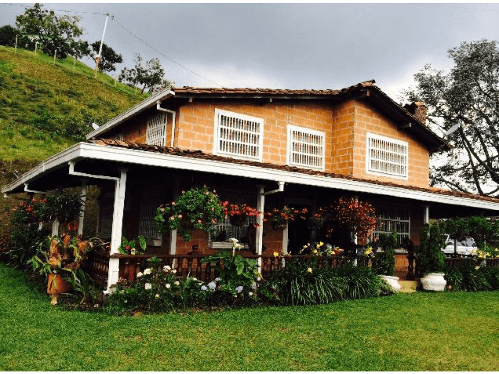 Casafinca Para la Venta en Guarne - 1