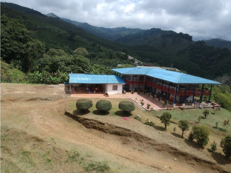 Se Vende Finca Caicedonia Valle del Cauca - 1