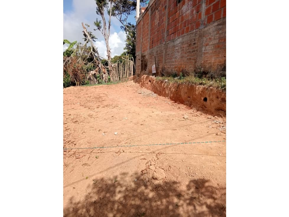 SE VENDE LOTE URBANO EN ARATOCA SANTANDER - 1