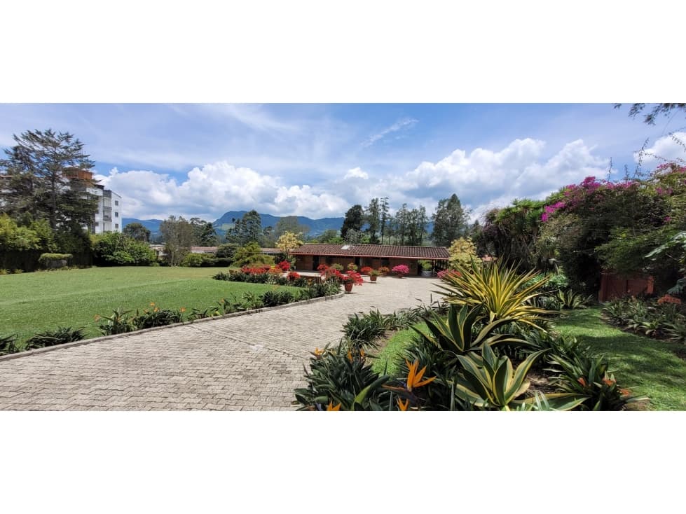 EN VENTA FINCA EN LA CEJA A UN KILOMETRO DEL PARQUE - 1