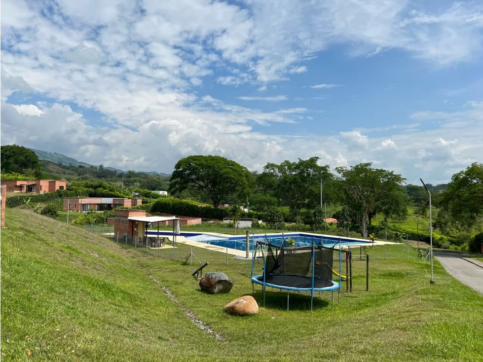 VENTA LOTE KM 66 TRES PUERTAS PALESTINA 1.370 m² | BUEN CLIMA - 1