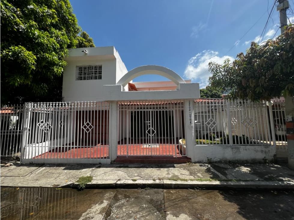 SE VENDE O ARRIENDA CASA PARA ENTIDAD DE SALUD, COWORKING O EVENTOS - 1