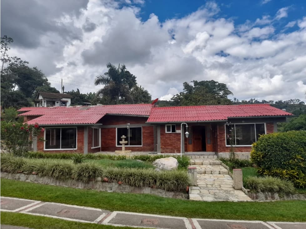 Venta Casa Campestre Condominio Silvania - 1