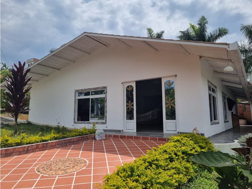 Vendo Casa en Arbelaez 625 m2 - 1