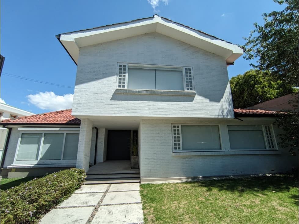 CASA EN ARRIENDO SANTA ANA ORIENTAL 800 m2 - 1