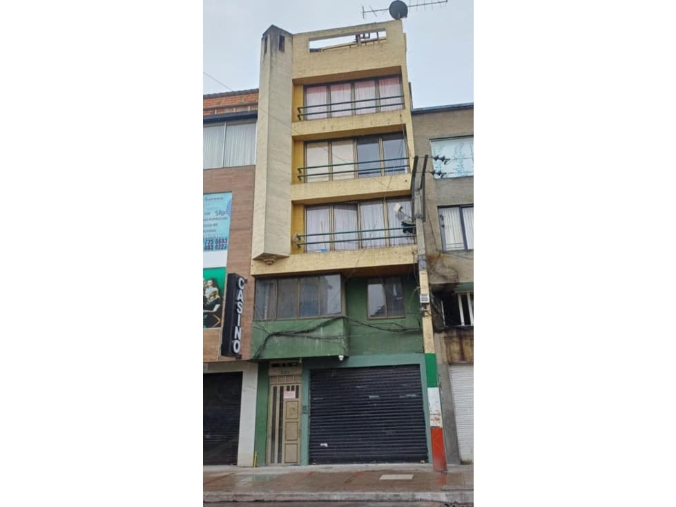 VENDO APARTAMENTOS CON LOCAL COMERCIAL CRA 6 IPIALES - 1