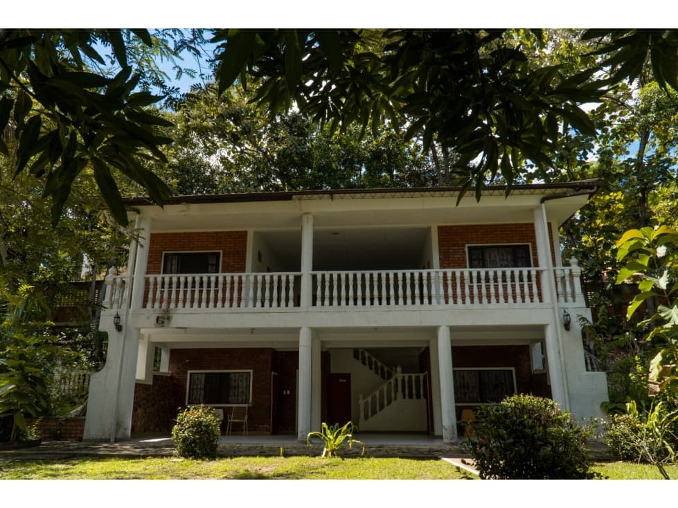 ACSI 947 Venta de casa campestre en Carmen de Apicala - 1