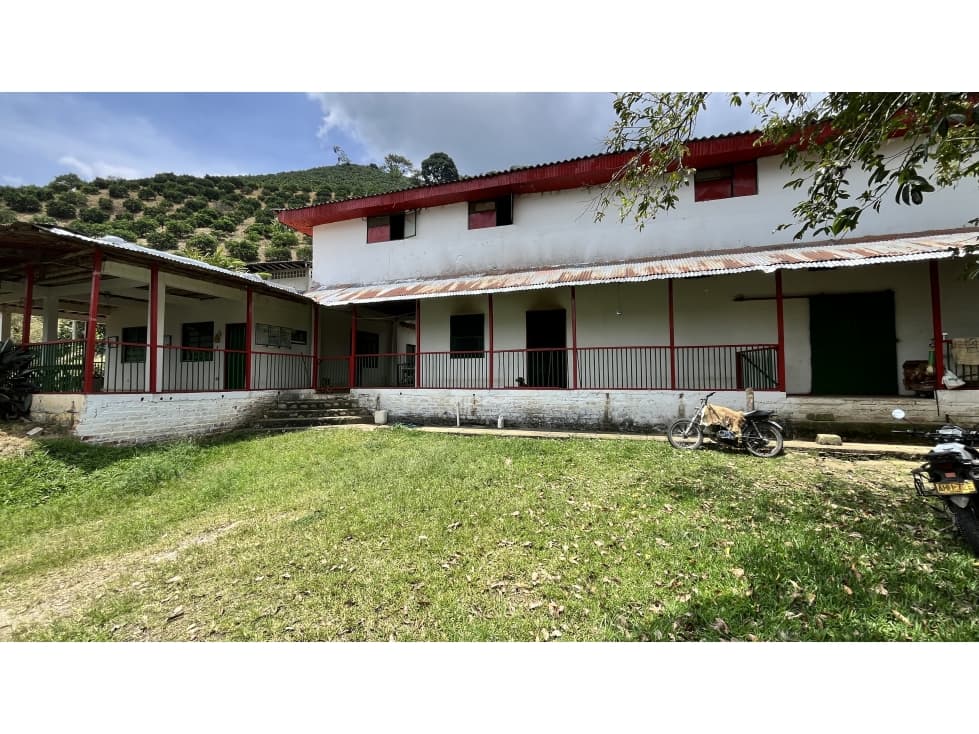 VENTA DE FINCA EN GENOVA, QUINDÍO, COLOMBIA - 1