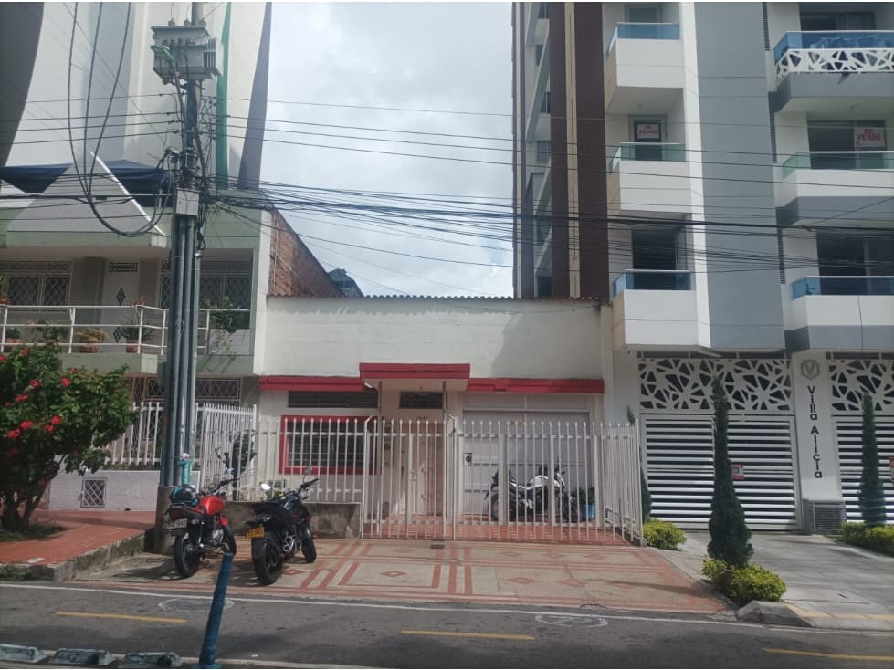 CASA EN VENTA / BARRIO SAN ALONSO - 1