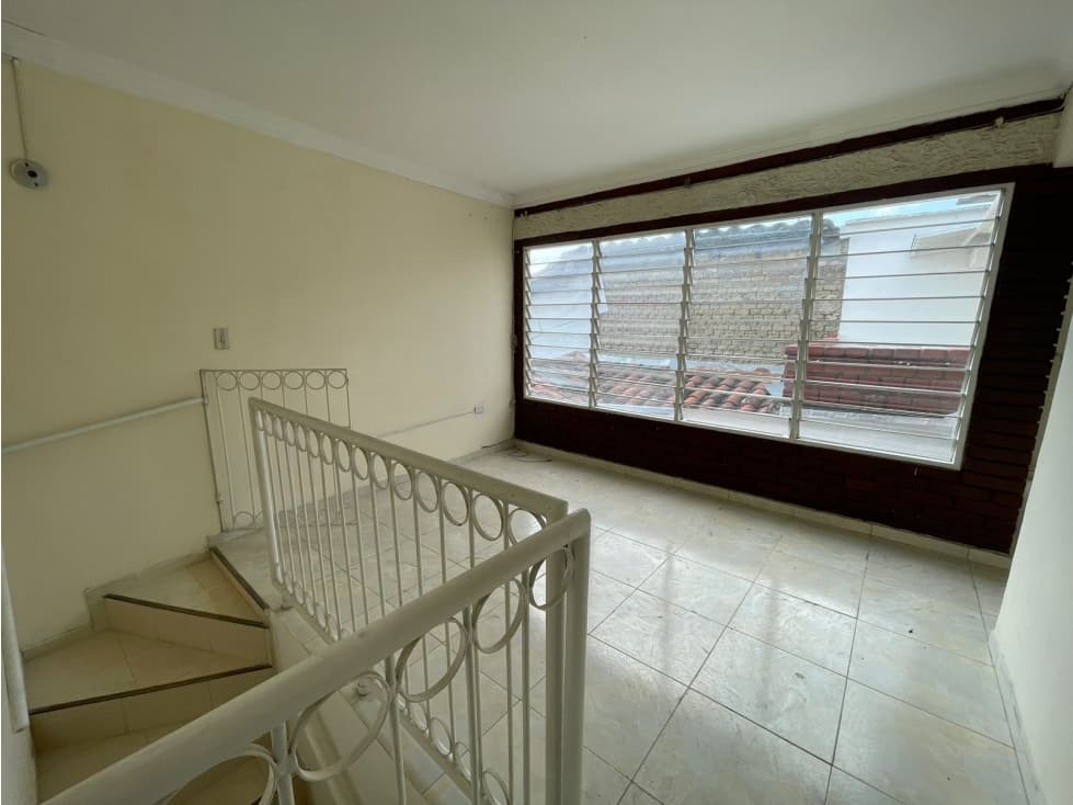 SE VENDE APARTAMENTO SEGUNDO PISO BARRIO SALESIANO TULUA VALLE. - 1