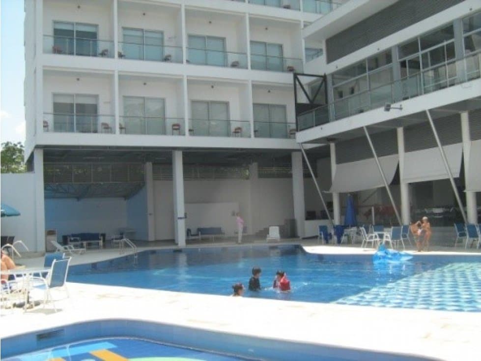 VENTA EDIFICIO COMERCIAL, VILLETA - 1