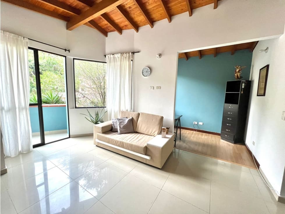 Cómodo Apartamento amoblado en Envigado - 1