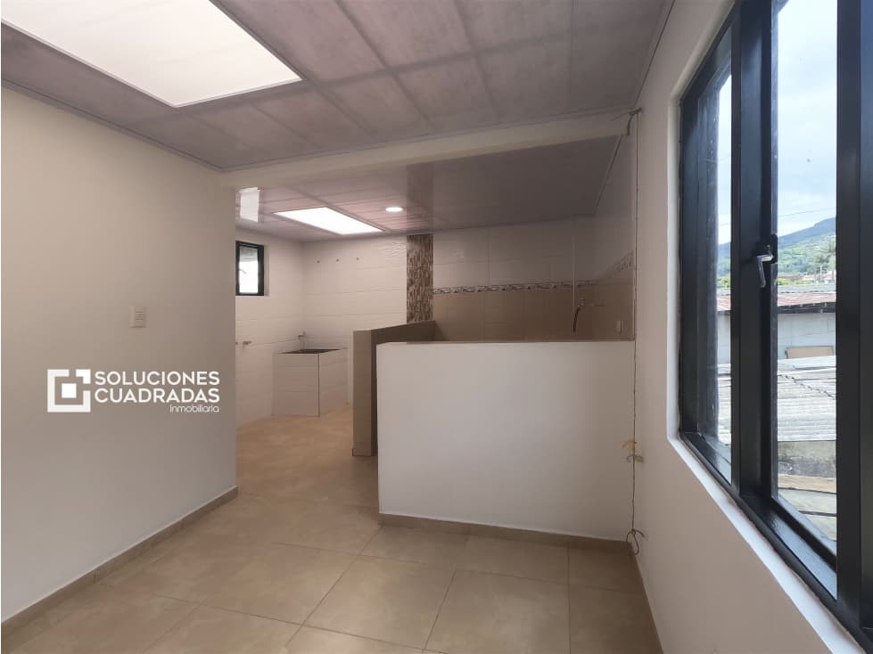 Venta Apartamento con Parqueadero en Centro de Sopo - 1