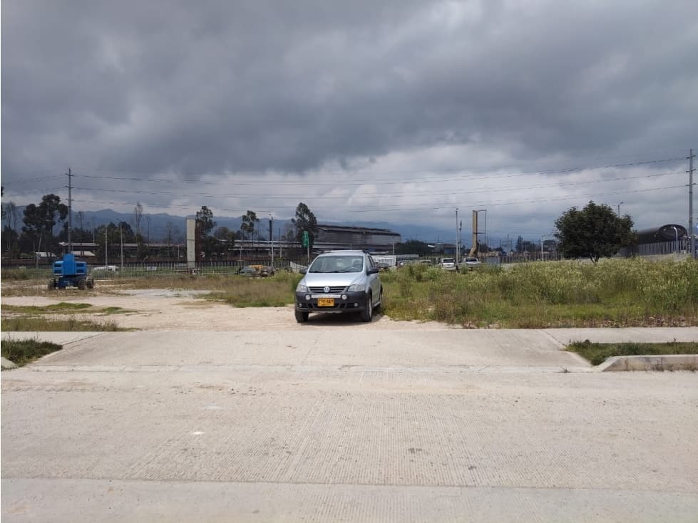 VENDO LOTE INDUSTRIAL 1.264 M2, PARQUE IND TEQUENDAMA - 1