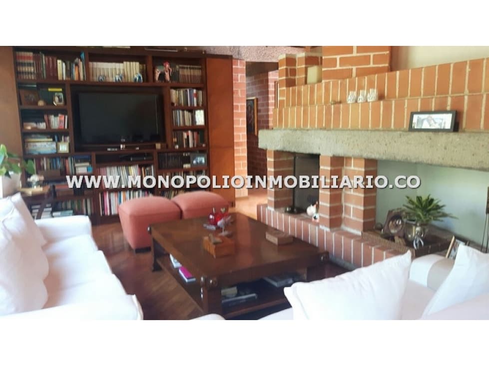 CASA UNIFAMILIAR EN VENTA - SECTOR EL POBLADO COD: 22512 - 1