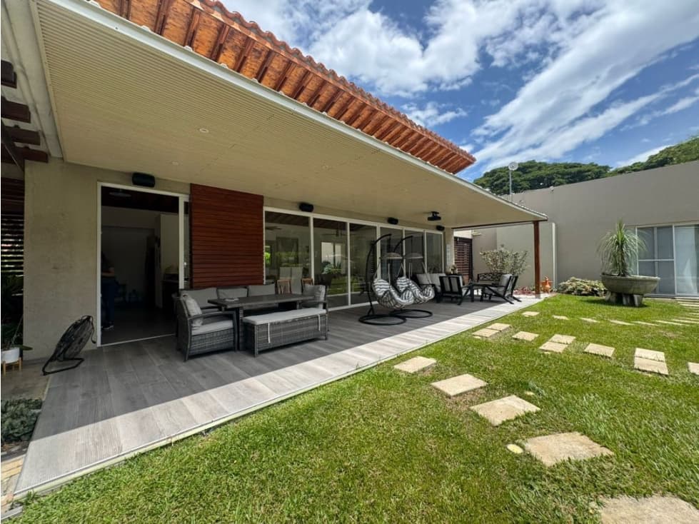 [MC-C] Casa Campestre en Condominio en Alquiler Rozo - 1