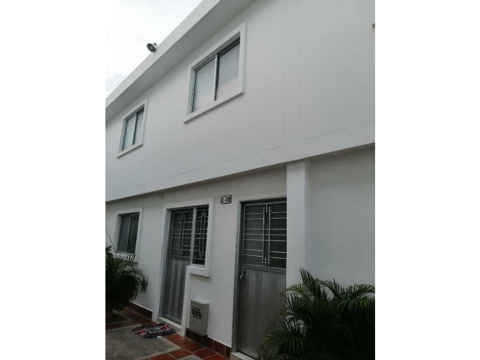 SE ARRIENDA APARTAMENTO VILLA LILIANA C 7-02 EN EL B. SANTANDER PISO 2 - 1