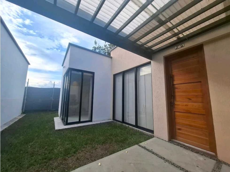 SE ARRIENDA CASA ZARAGOZA CARTAGO VALLE - 1