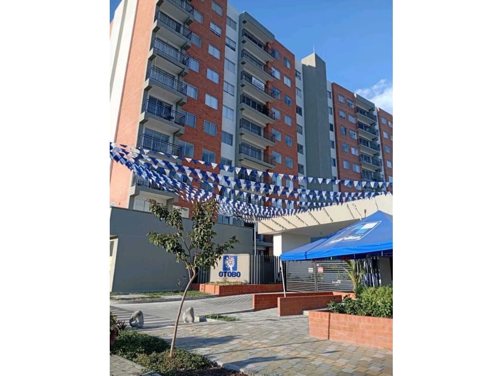 SE VENDE APARTAMENTO EN CR.OTOBO - 1