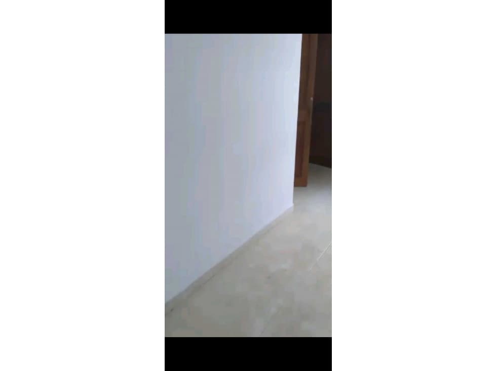 VENDE EDIFICIO DE TRES PISOS EN CERETE CORDOBA - 1