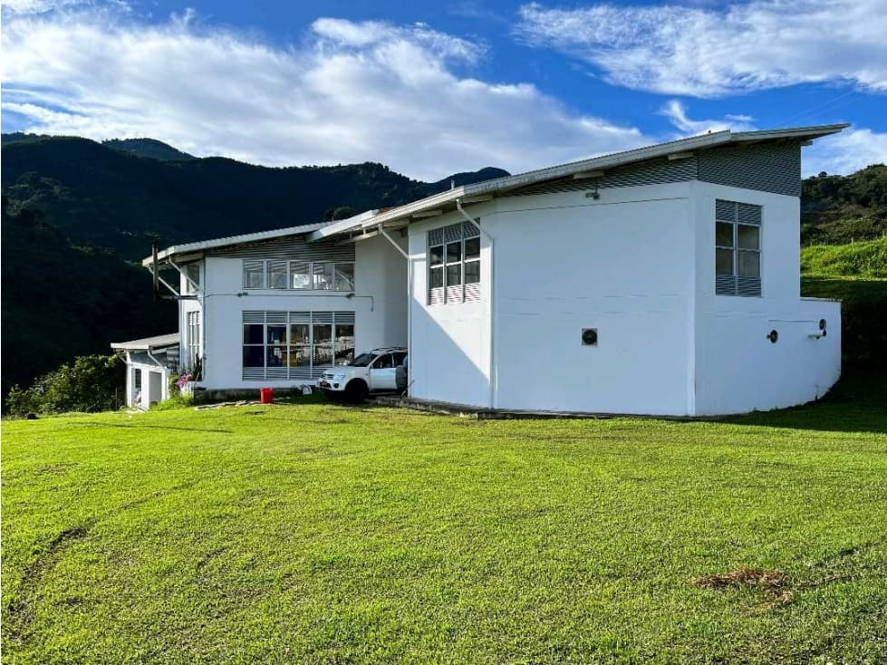 VENTA DE FINCA CAFETERA EN EBEJICO ANTIOQUÍA - 1