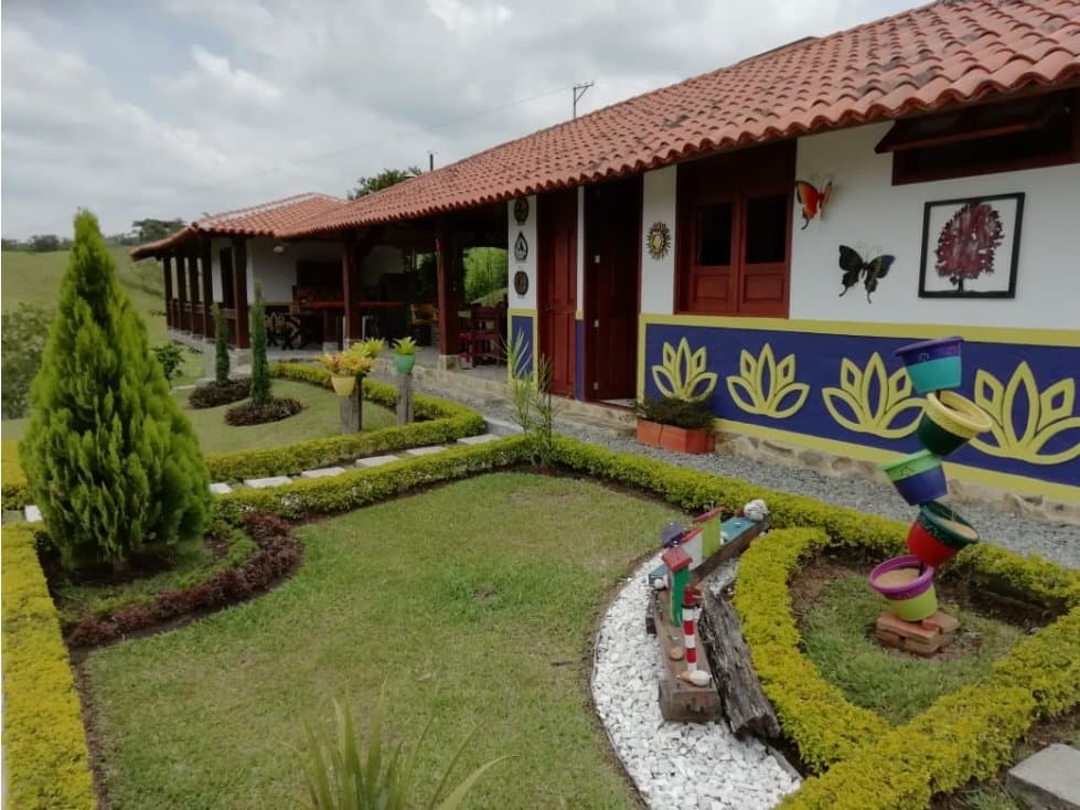 FINCA TURISTICA VÍA MONTENEGRO - 1