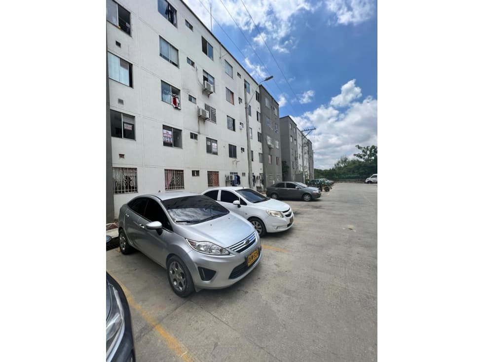 APTO EN CIUDAD CARIBE PISO 2 ( CANON MAS VALOR DE LA ADMINISTRACION) - 1
