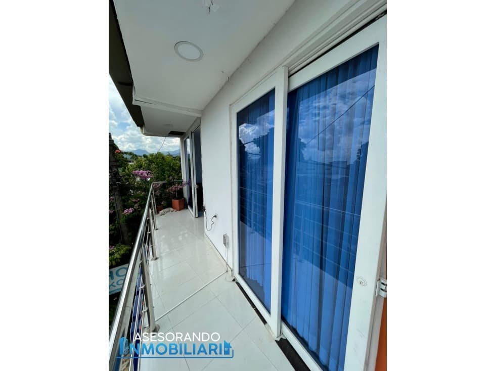 ¡A LA VENTA INMUEBLE COMERCIAL ACREDITADO, MUY BIEN UBICADO, MÁS APTO! - 1