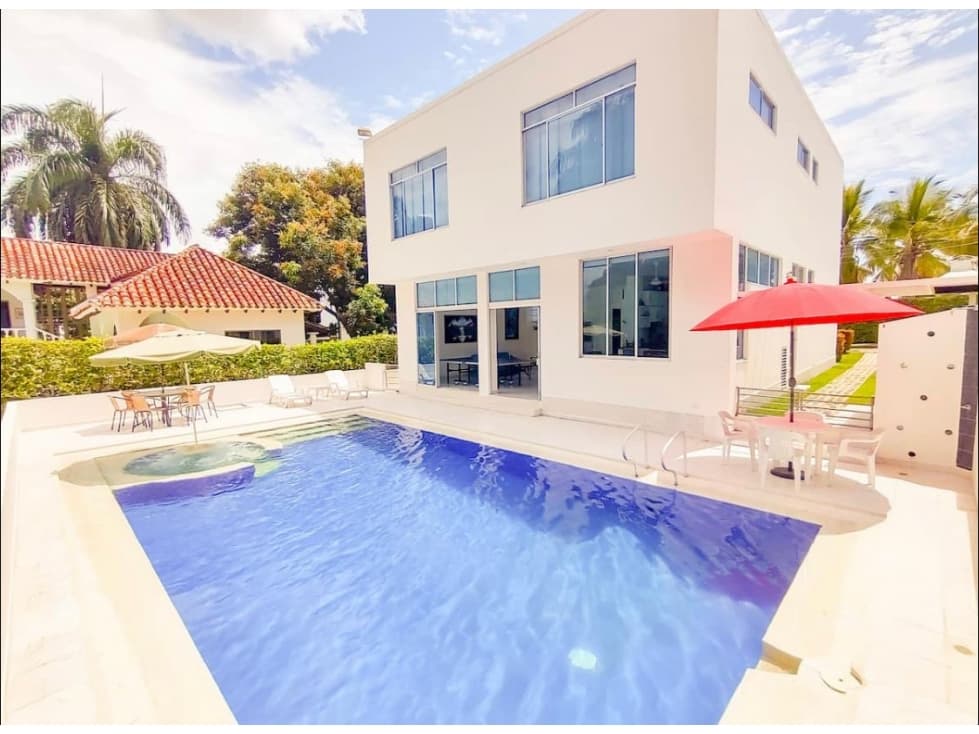 Casa Privada Melgar - 1 - 1
