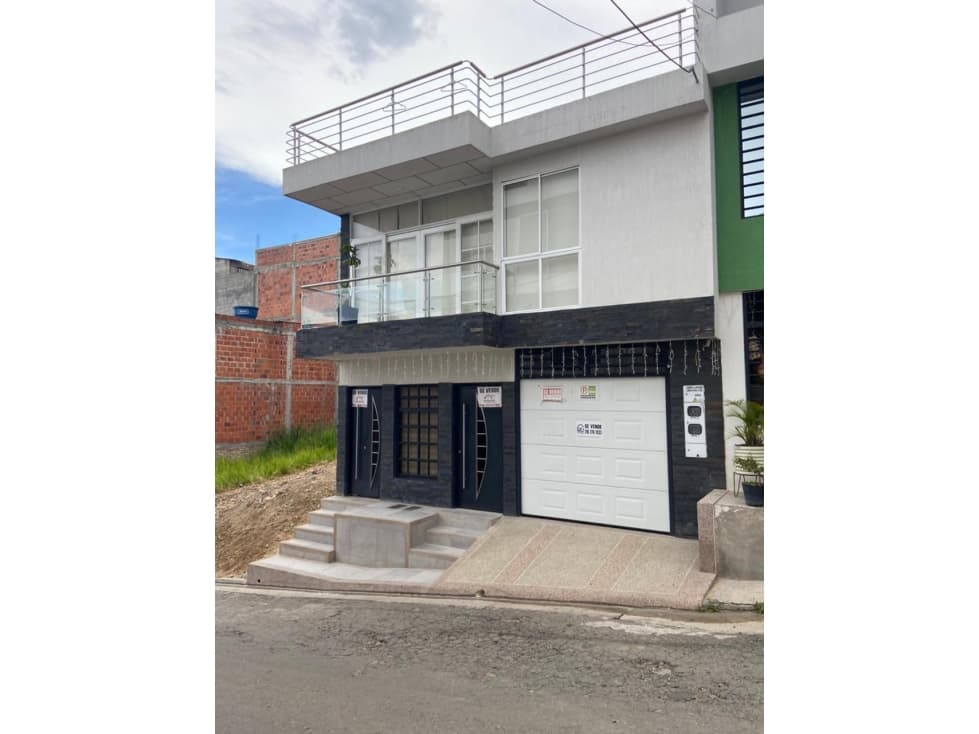 APARTAMENTO (1º PISO) EN ARRIENDO BARRIO LA RIVIERA - 1