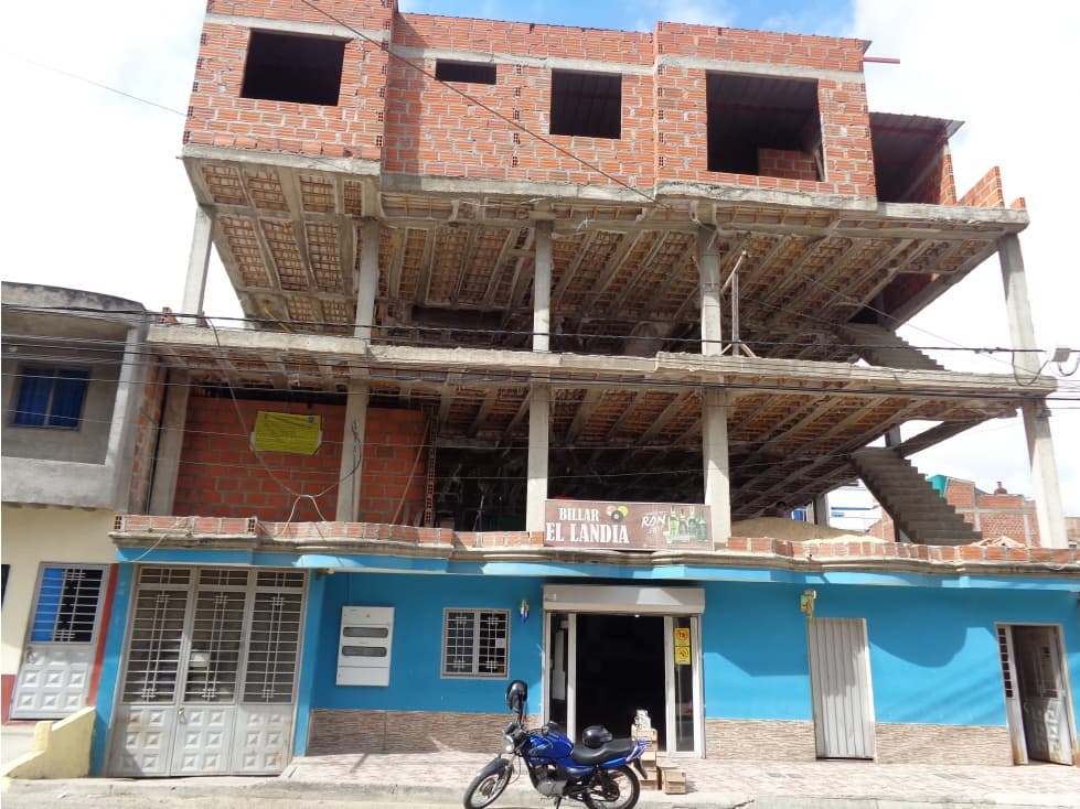 LOCALES EN VENTA SECTOR LANDIA - 1