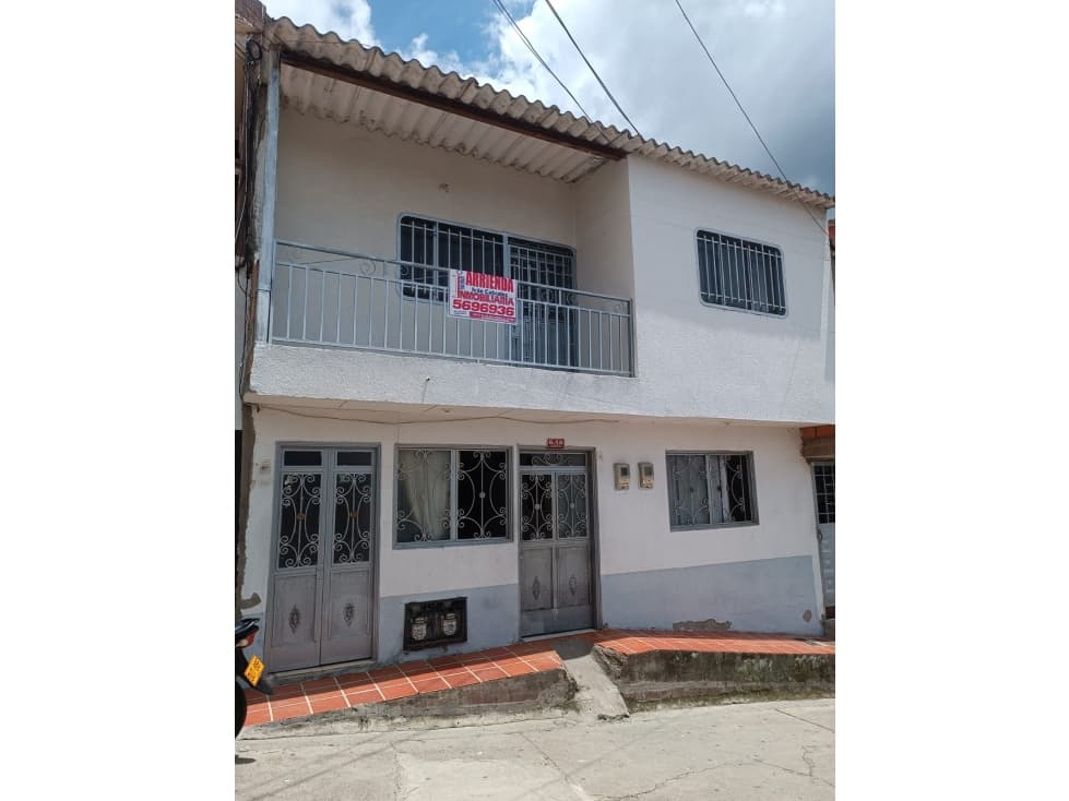 APARTAMENTO (2º PISO) EN ARRIENDO BARRIO CAÑAVERAL - 1