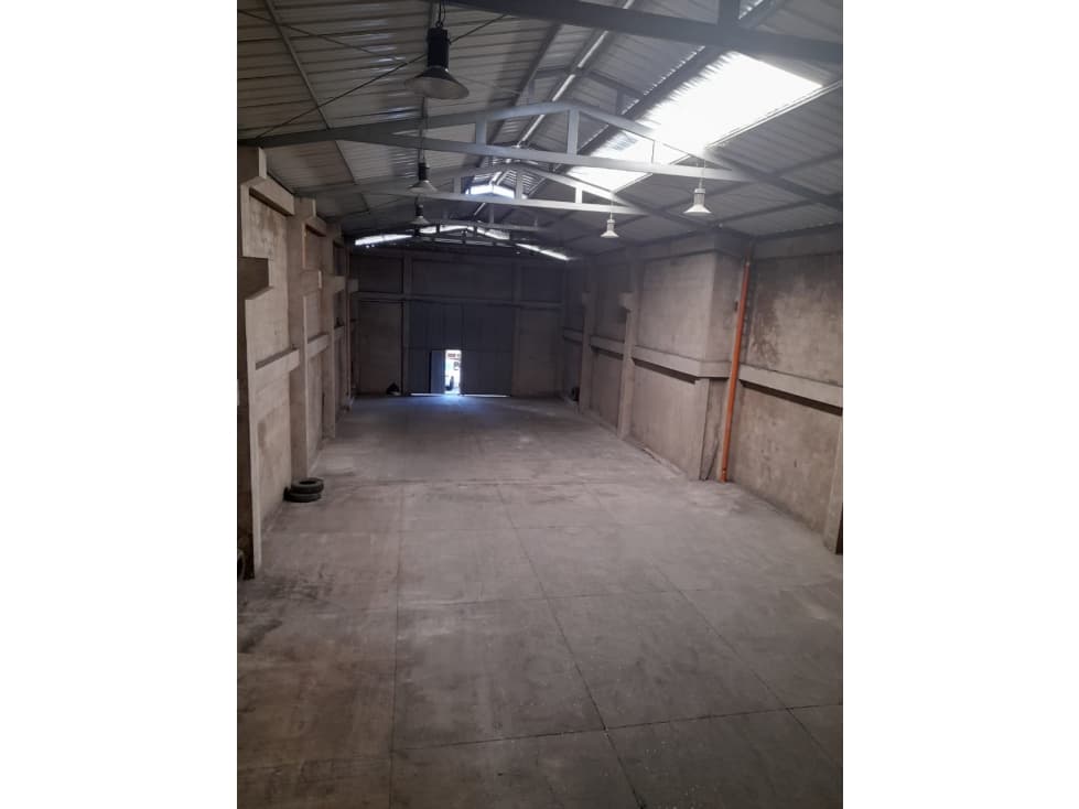 SE ARRIENDA BODEGA EN YOPAL - 1