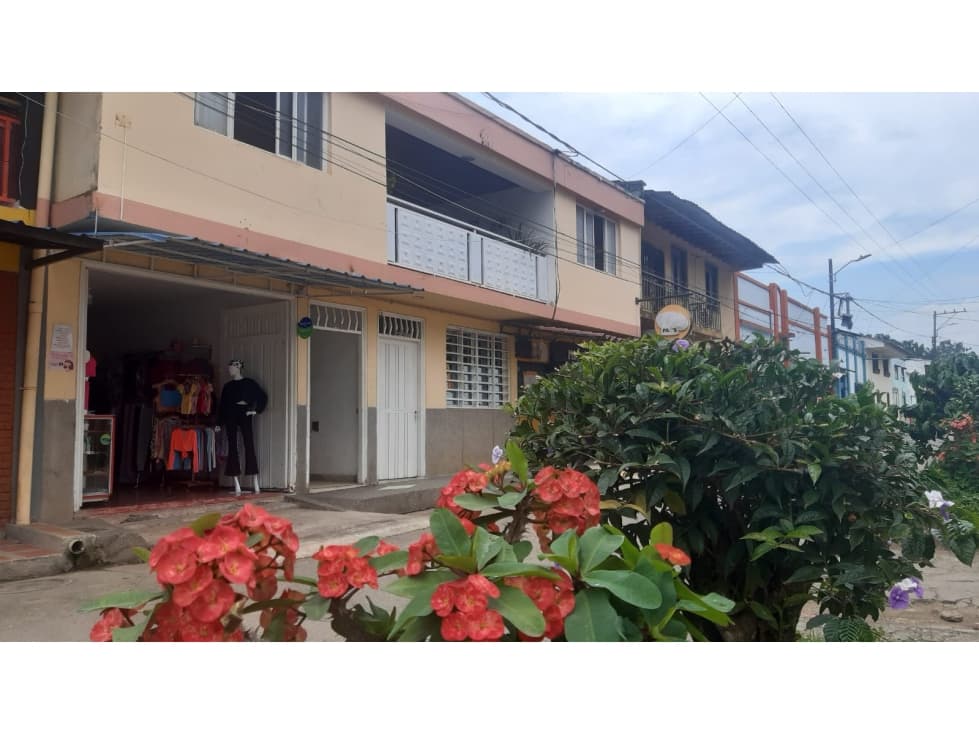 Vendo Casa Multifamiliar, en Trujillo Jardín del Valle del Cauca - 1