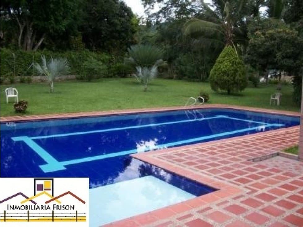 Arriendo Finca de Recreo en Santa fe de Antioquia - 1