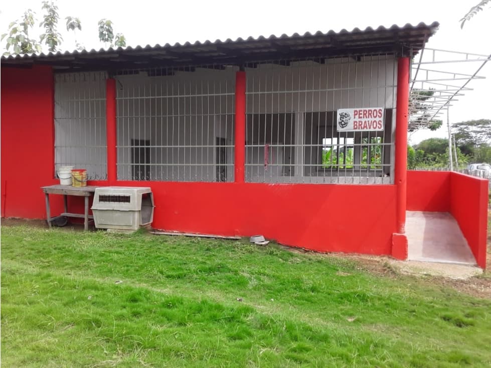 Casa campestre para la venta en Chinú Córdoba - 1
