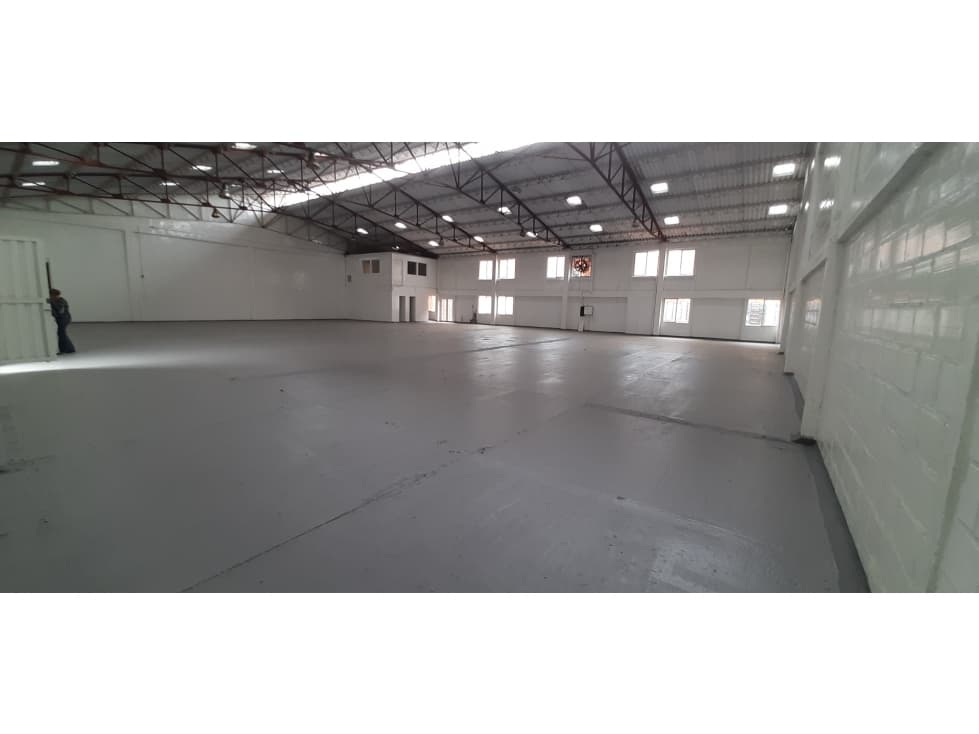 VENTA BODEGA 1100 MT2 LA NUBIA CANDELARIA VALLE - 1