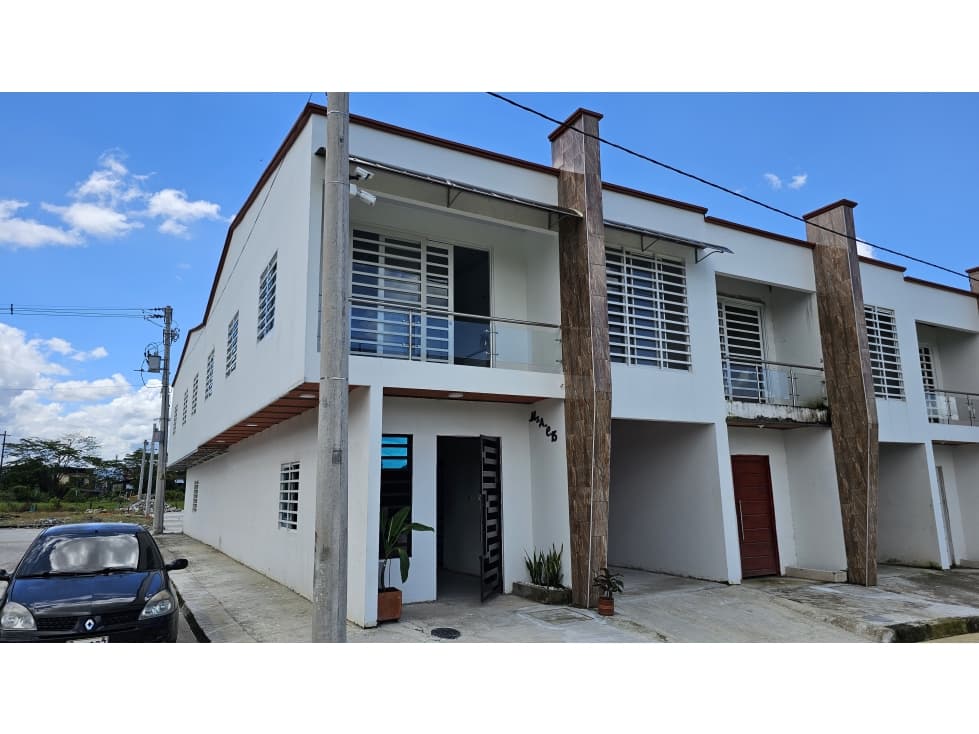 Encantadora Casa en Conjunto Abierto - 1