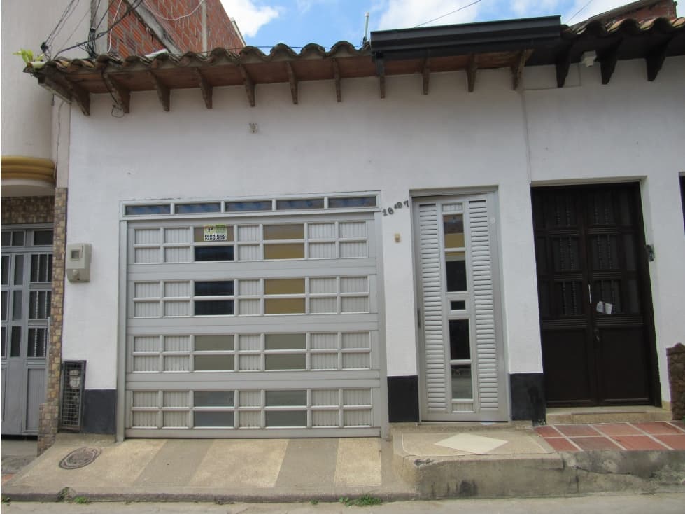 ARRIENDO CASA BARRIO LA POPA - 1