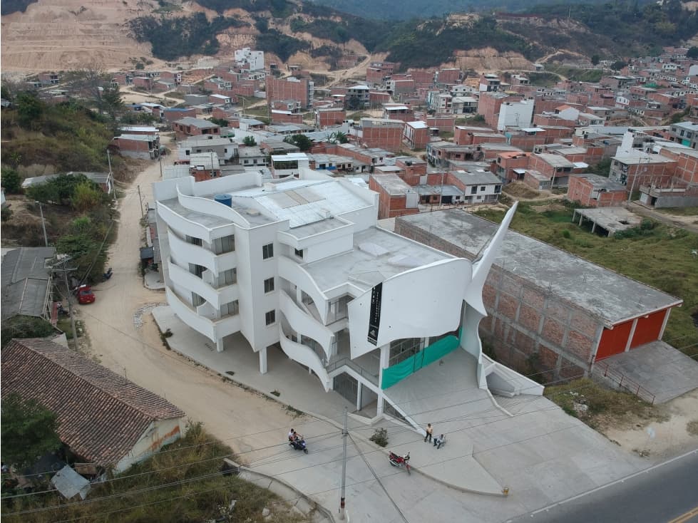 VENDO LOCAL EDIFICIO GALILEE CIRCUNVALAR - 1