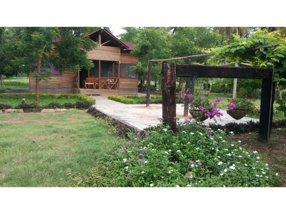FINCA EN CIÉNAGA DE ORO EN VENTA - 1