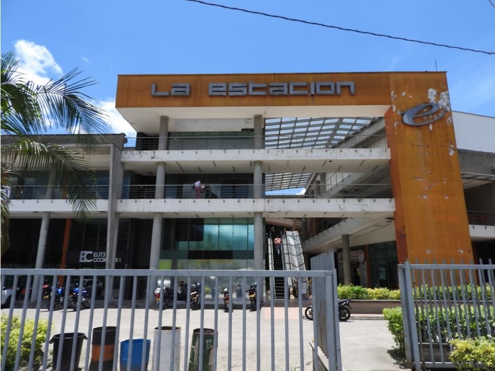 VENTA LOCAL CC LA ESTACIÓN- GIRARDOTA - 1
