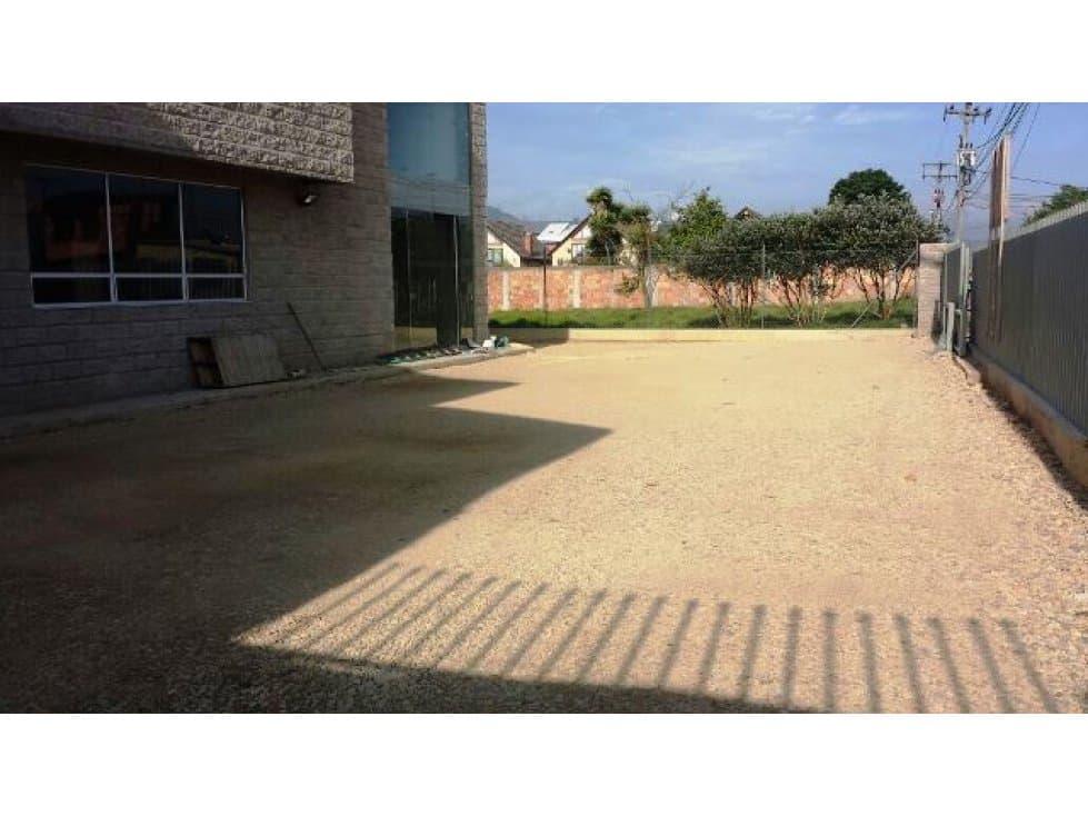 Excelente Bodega Para Venta Y Arriendo, Chía - 1