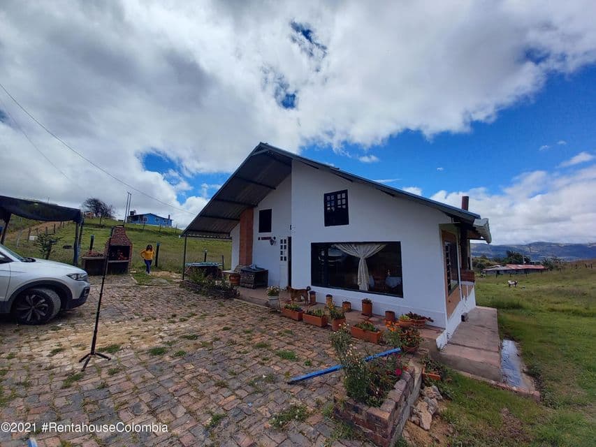 Vendo Casa en  Vereda Cerro Verde C.O  22-752 - 1