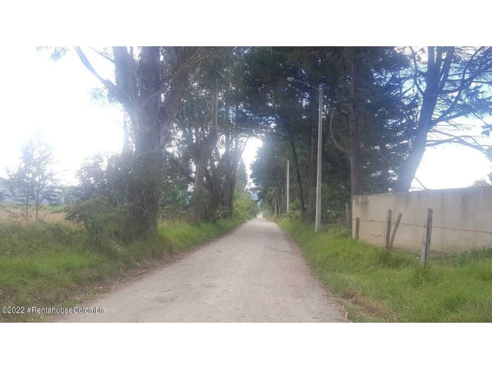 Lote en  Los Lagos(El Rosal) RAH CO: 22-2526 - 1