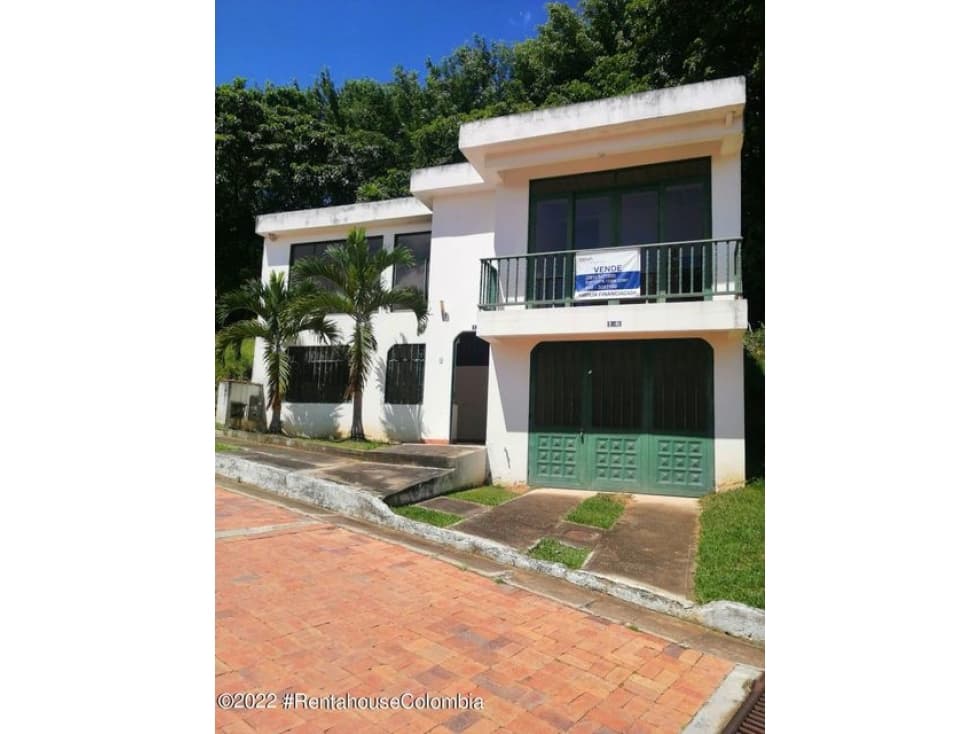 Vendo Casa en  Coliseo de Ferias C.C 22-2494 - 1