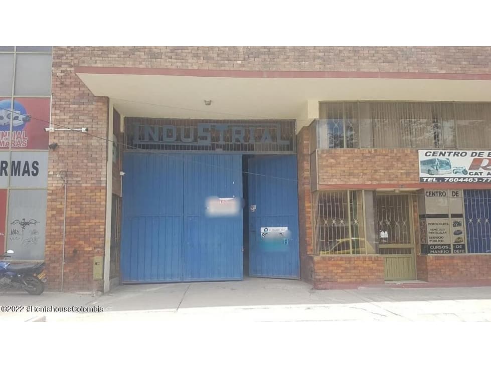 Comercial en  Centro Duitana RAH CO: 22-2523 - 1
