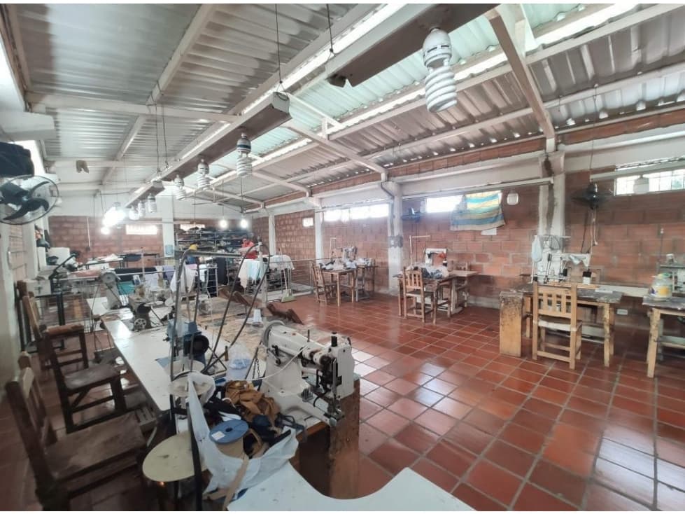 BODEGA EN ARRIENDO BARRIO CUNDINAMARCA - 1