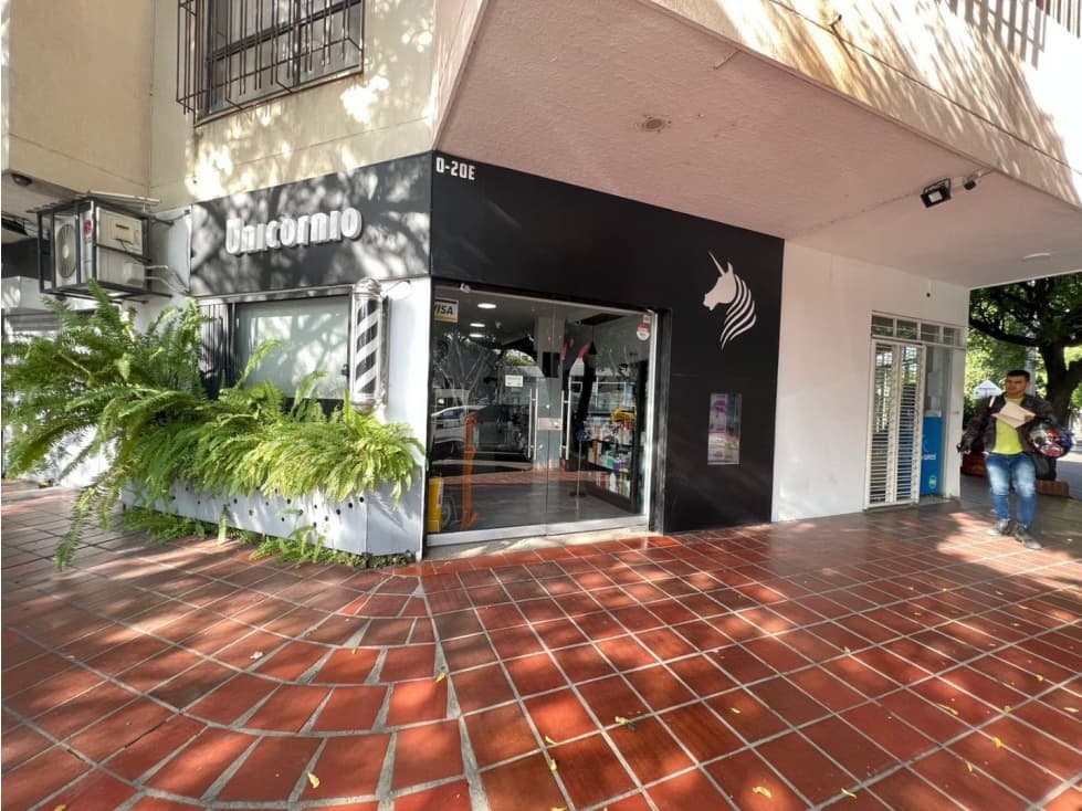 ESTABLECIMIENTO COMERCIAL EN VENTA Y ARRIENDO BARRIO CAPELLANA - 1