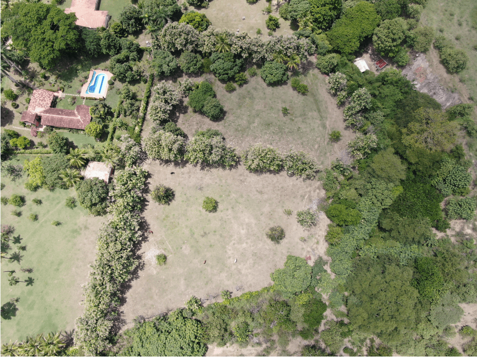 ESPECTACULAR LOTE TOTALMENTE PLANO ENTRE STA FÉ DE ANT Y SOPETRAN - 1